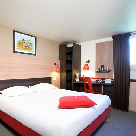 Kyriad Paris Ouest - Colombes Colombes  Exterior photo